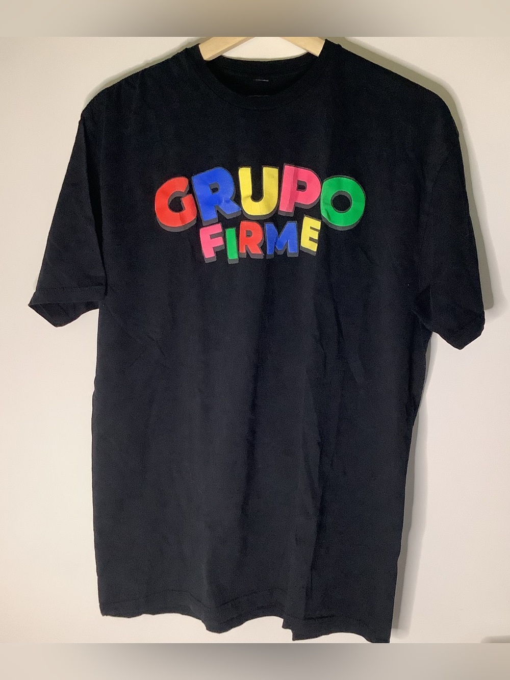 Grupo Firme Black Graphic T-Shirt Multicolored Bubble Logo Size Large